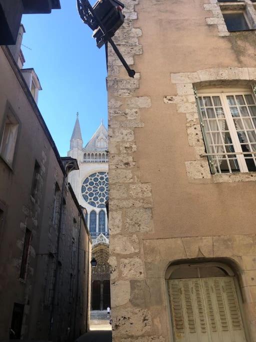 Superbe 2 Pieces A Deux Pas De La Cathedrale Apartment Шартър Екстериор снимка